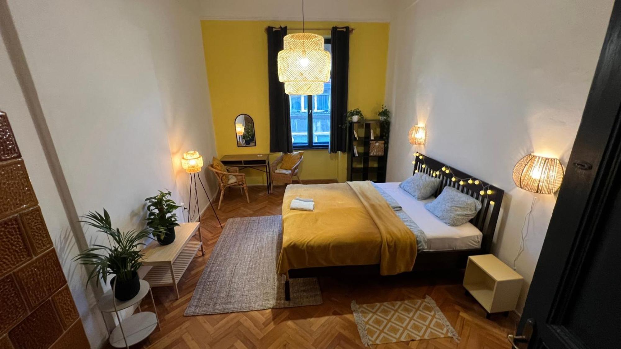 Napartman Pécs Buitenkant foto